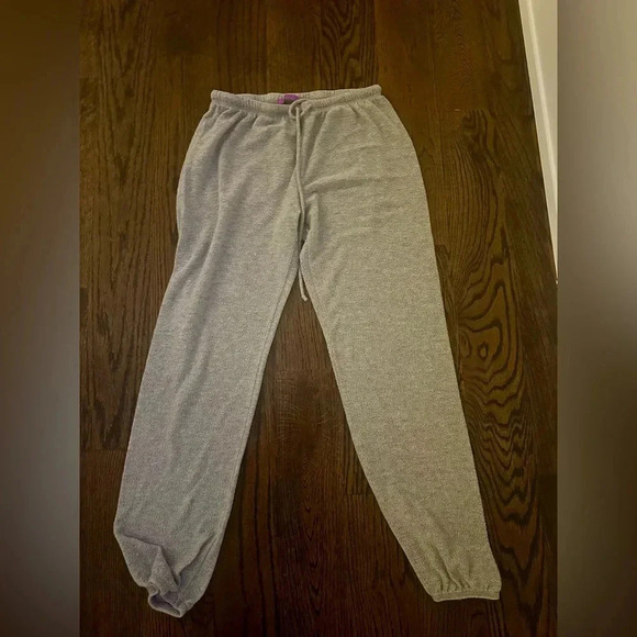 Comfy Sweats - Picture 1 of 1